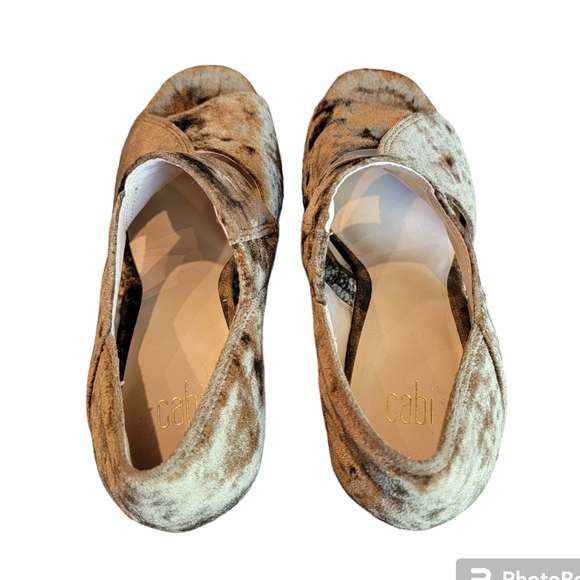 Cabi Olive Green Velvet Interlock Block Heel Sandals Women's Size 8 - Picture 8 of 12